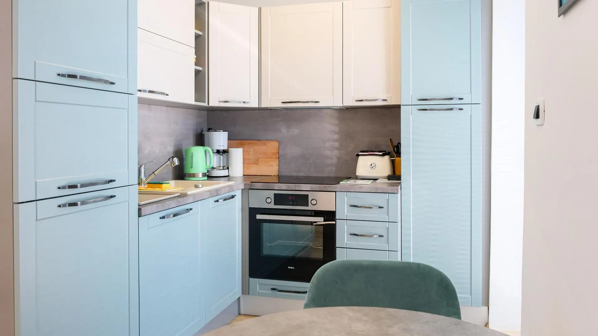 Studio Apartment Above Promenade W Terrace & Parking 라벡 크로아티아